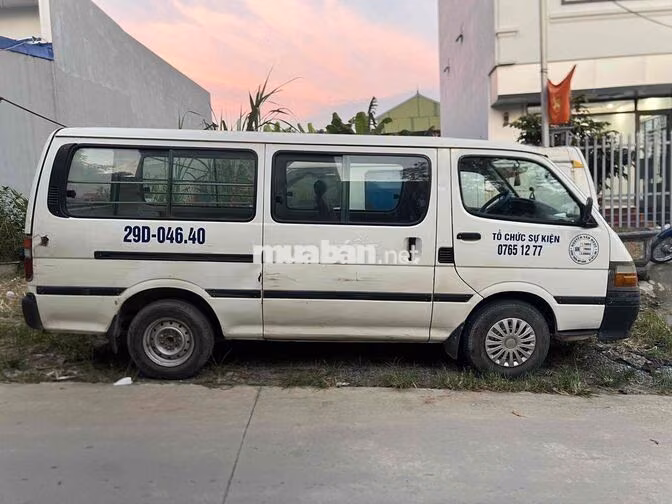 Toyota Van 2003 Trắng 6 chỗ