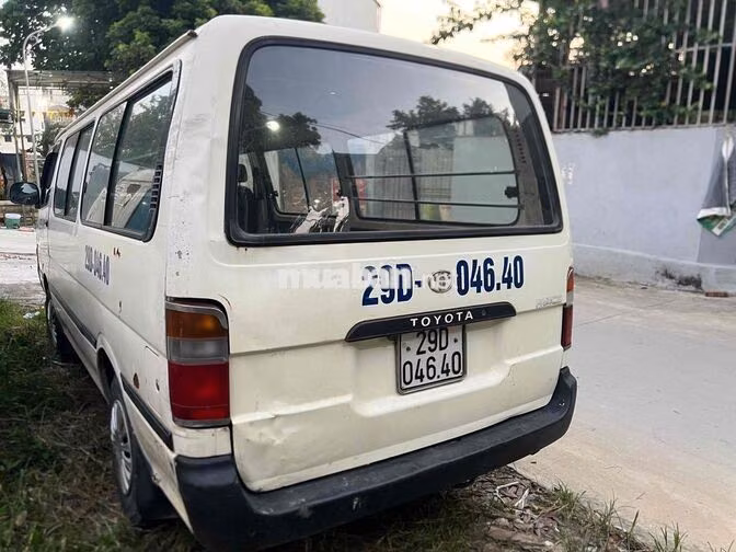 Toyota Van 2003 Trắng 6 chỗ