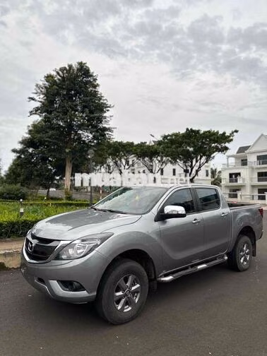 Mazda BT-50 2016 2 cầu 4x4 Số sàn Xám
