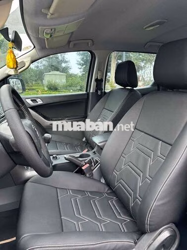 Mazda BT-50 2016 2 cầu 4x4 Số sàn Xám