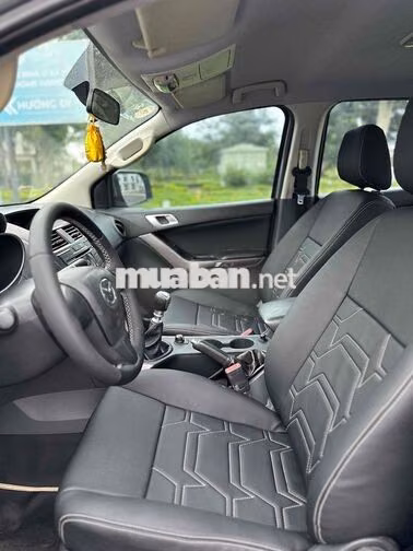 Mazda BT-50 2016 2 cầu 4x4 Số sàn Xám