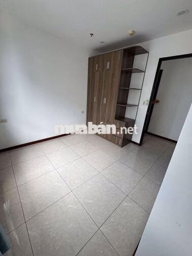Bán căn hộ 3pn Dockland đã có sổ hồng