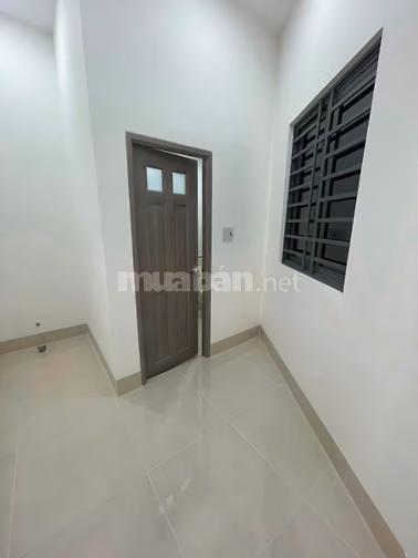 Bán rẻ lại căn nhà còn mới cuối Phan Văn Hớn Hóc Môn 435 Triệu 