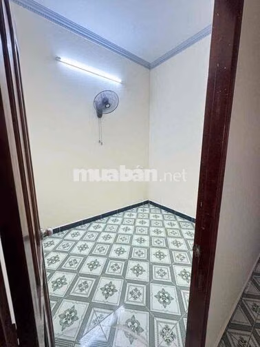 NHÀ HẺM 1/ NGUYỄN DUY CUNG 3 PHÒNG NGỦ GIÁ CHỈ 9TR