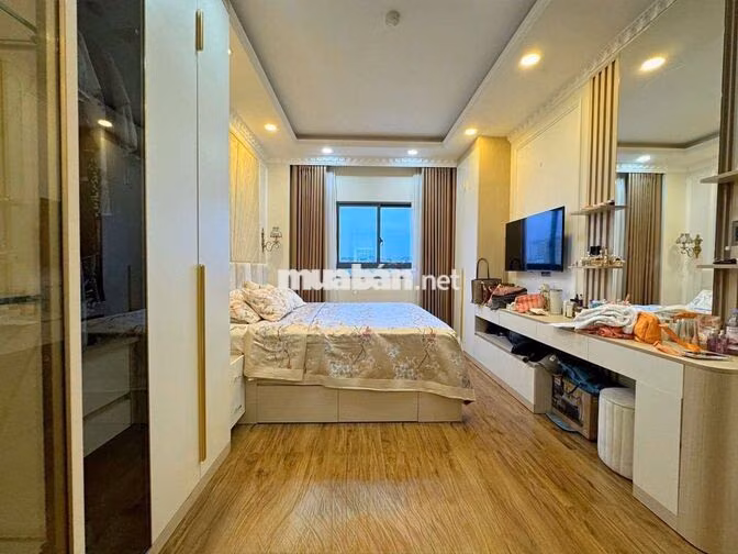 Căn Hộ khu Phan Xích Long 3 PN cao Cấp
