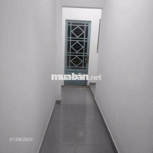 Cho thuê nhà nguyên căn 1 trệt 1 lầu đúc MỚI SỬA SANG