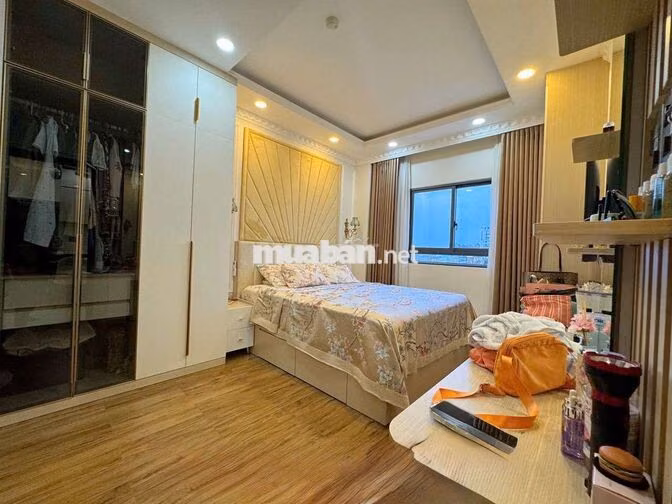 Căn Hộ khu Phan Xích Long 3 PN cao Cấp