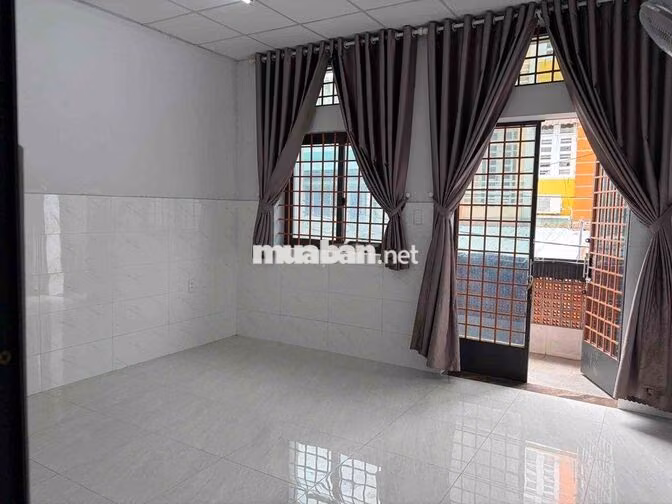 NHÀ [ 4,5 x 18] 1 lầu (2PN,2WC) —HẺM 7M THÔNG ,THOẠO NGỌC HẦU