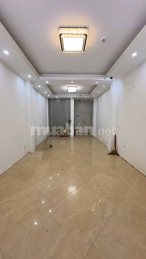 cho thuê nhà 60m x 7 tầng,Thang Máy,65tr Tại: Trần Quý Kiên,Cầu Giấy