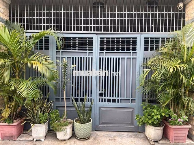 Bán nhà 108m2 DTsd:216m2, cách ngã tư Bình Triệu 1km