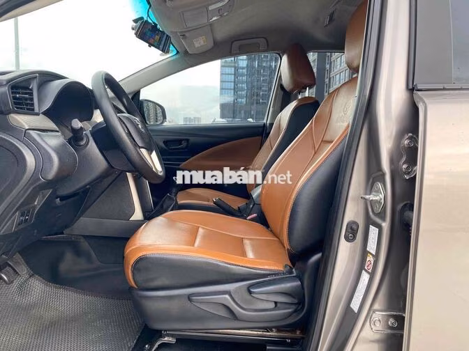Toyota Innova 2.0E 2019 - 88.000 km
