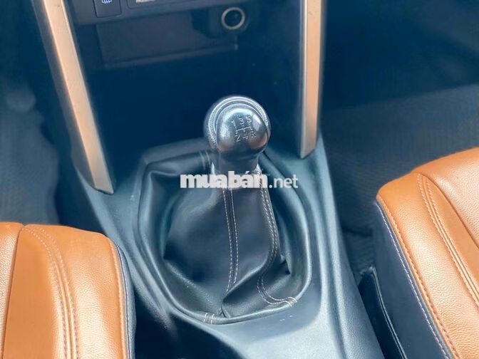 Toyota Innova 2.0E 2019 - 88.000 km