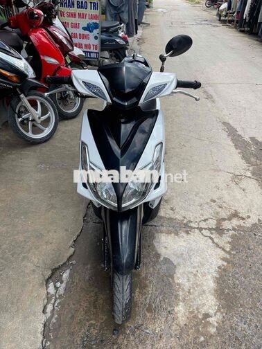 Yamaha Luvias Fi Đen trắng