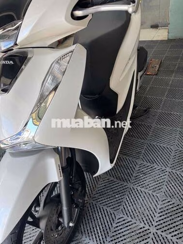 Honda SH125 CBS 2023 Trắng
