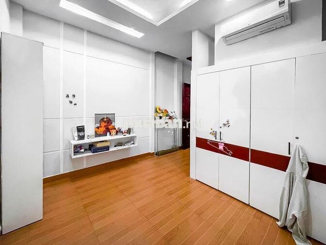 Chính chủ - NHÀ  HXH NG VĂN ĐẬU 5PN 6WC (1 TRỆT 4 LẦU 3.5 * 12)