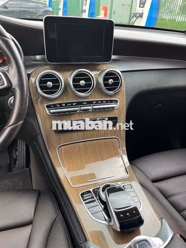 Mercedes-Benz GLC 250 2016 Trắng 5 chỗ
