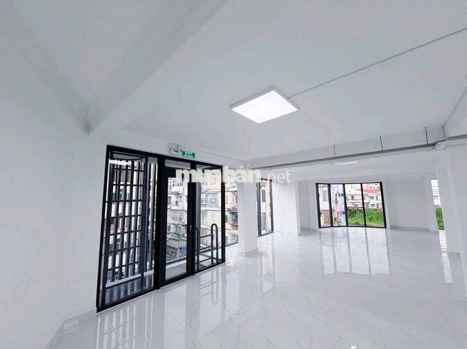 CHO THUÊ TOÀ NHÀ BUILDING 1.300M2 PHƯỜNG SÀI GÒN QUẬN 1 