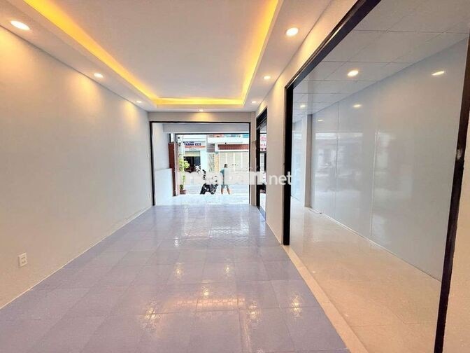 CHO THUÊ MẶT BẰNG MỚI ĐẸP Cạnh  SCENIABAY -    SIÊU ĐẸP
