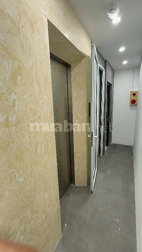 Cho thuê nhà 7 tầng,thang máy tại: Dịch Vọng Hậu,Cầu Giấy 55tr