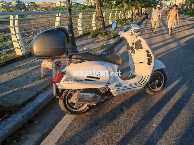 Piaggio Vespa Super GTS 300 2017 Trắng 