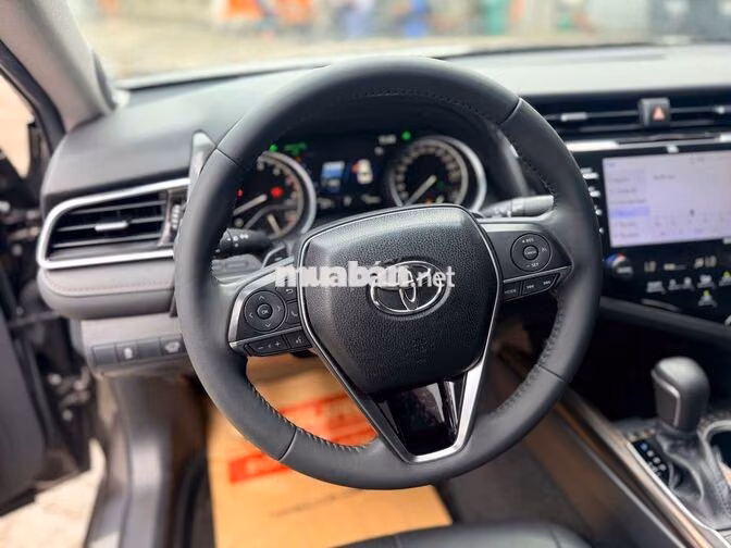 TOYOTA CAMRY 2.5Q 2021 - THƯƠNG LƯỢNG
