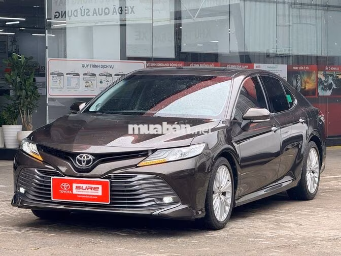 TOYOTA CAMRY 2.5Q 2021 - THƯƠNG LƯỢNG