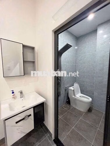 CHÍNH CHỦ CHO THUÊ NHÀ NGUYÊN CĂN 3 TẦNG, 4 PHÒNG NGỦ –  DĨ AN