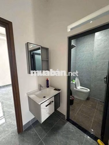CHÍNH CHỦ CHO THUÊ NHÀ NGUYÊN CĂN 3 TẦNG, 4 PHÒNG NGỦ –  DĨ AN