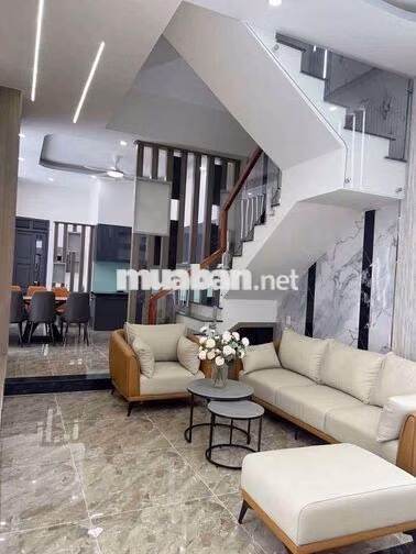 CHÍNH CHỦ CHO THUÊ NHÀ NGUYÊN CĂN 3 TẦNG, 4 PHÒNG NGỦ –  DĨ AN