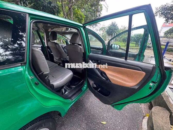 Toyota Innova E 2018 Xanh
