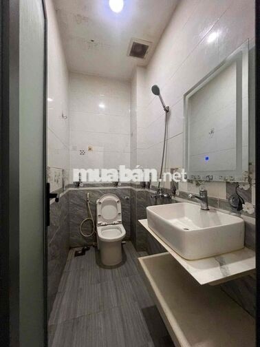 NHÀ ĐẸP [ 4 x 12] 1 lầu (2PN,2WC) CHIẾN LƯỢC ,BINH TÂN