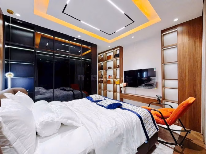 Căn nhà đáng xem nhất KDC An Phú Hưng – mặt tiền, thang máy, smarthome