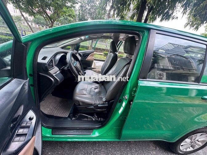 Toyota Innova E 2018 Xanh