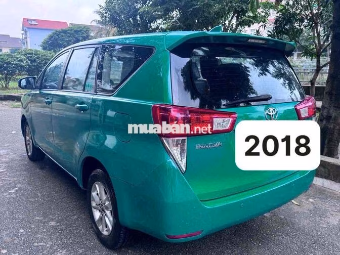 Toyota Innova E 2018 Xanh