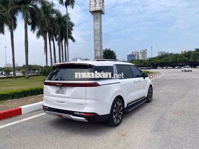 KIA CANIVAN 2.2D Premium 2022 Trắng 76000 km
