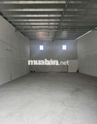 CHO THUÊ KHO,XƯỞNG 10X20M GIÁ 15TR//T, GIÁP KCN TÂN BÌNH
