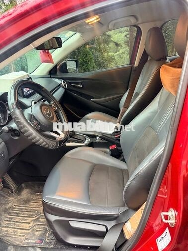 Mazda Mazda 2 Sport Luxury 2022 30000 km Đỏ