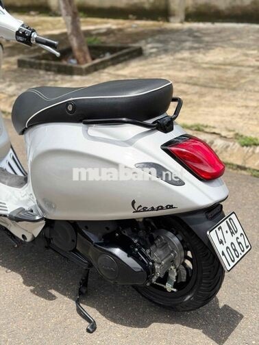 Chính chủ phố VESPA_UP_LED - Màu cực đẹp