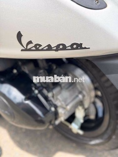 Chính chủ phố VESPA_UP_LED - Màu cực đẹp