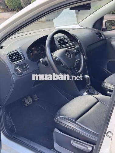 Volkswagen Polo 2018 Trắng 60000 km
