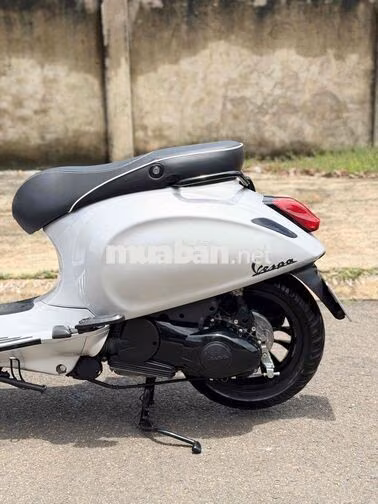 Chính chủ phố VESPA_UP_LED - Màu cực đẹp