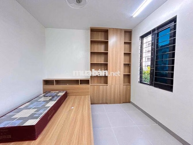 Phòng full nội thất gần FPT và Đại học Công nghệ Đông Á