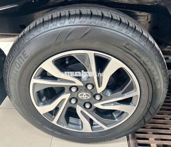 Innova 2.0E 2022 Đồng Ánh Kim - Chính hãng Toyota
