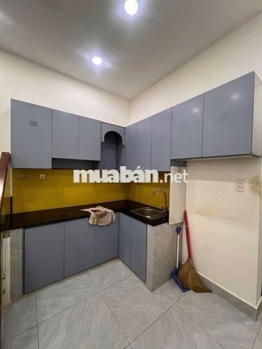 CHO THUÊ NHÀ 1/CHIẾN LƯỢC - BÌNH TRỊ ĐÔNG- 7.5TRIEU- 2PN- HẺM XE HƠI
