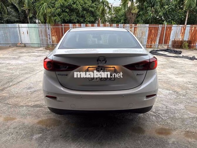 Mazda 3 2019 1.5 Luxury Trắng ngay chủ bán
