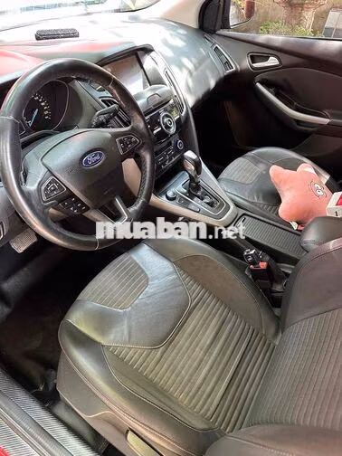 Ford Focus 1.5 S 2018 Đỏ 100000 km