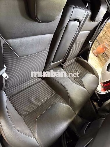 Ford Focus 1.5 S 2018 Đỏ 100000 km