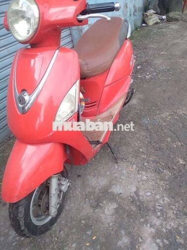 SYM Attila 125 màu Đỏ