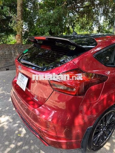 Ford Focus 1.5 S 2018 Đỏ 100000 km