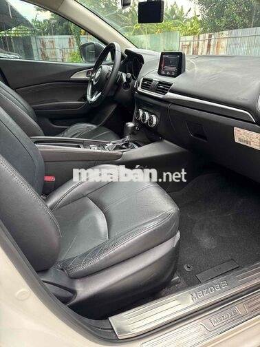 Mazda 3 2019 1.5 Luxury Trắng ngay chủ bán